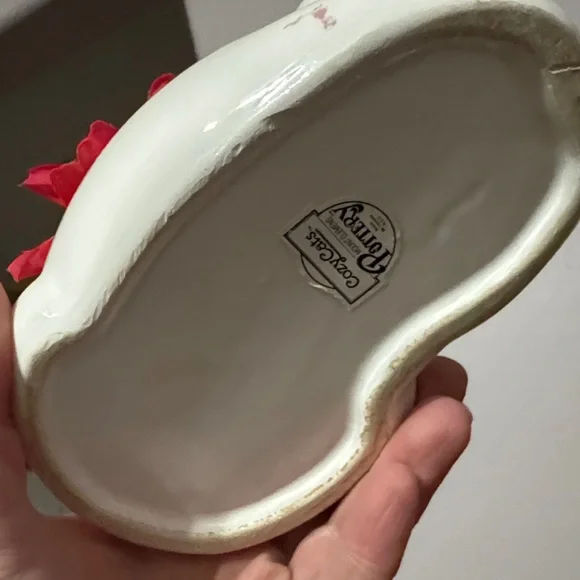 Ceramic Cat Planter with Pink Accents - Picture 5 of 5